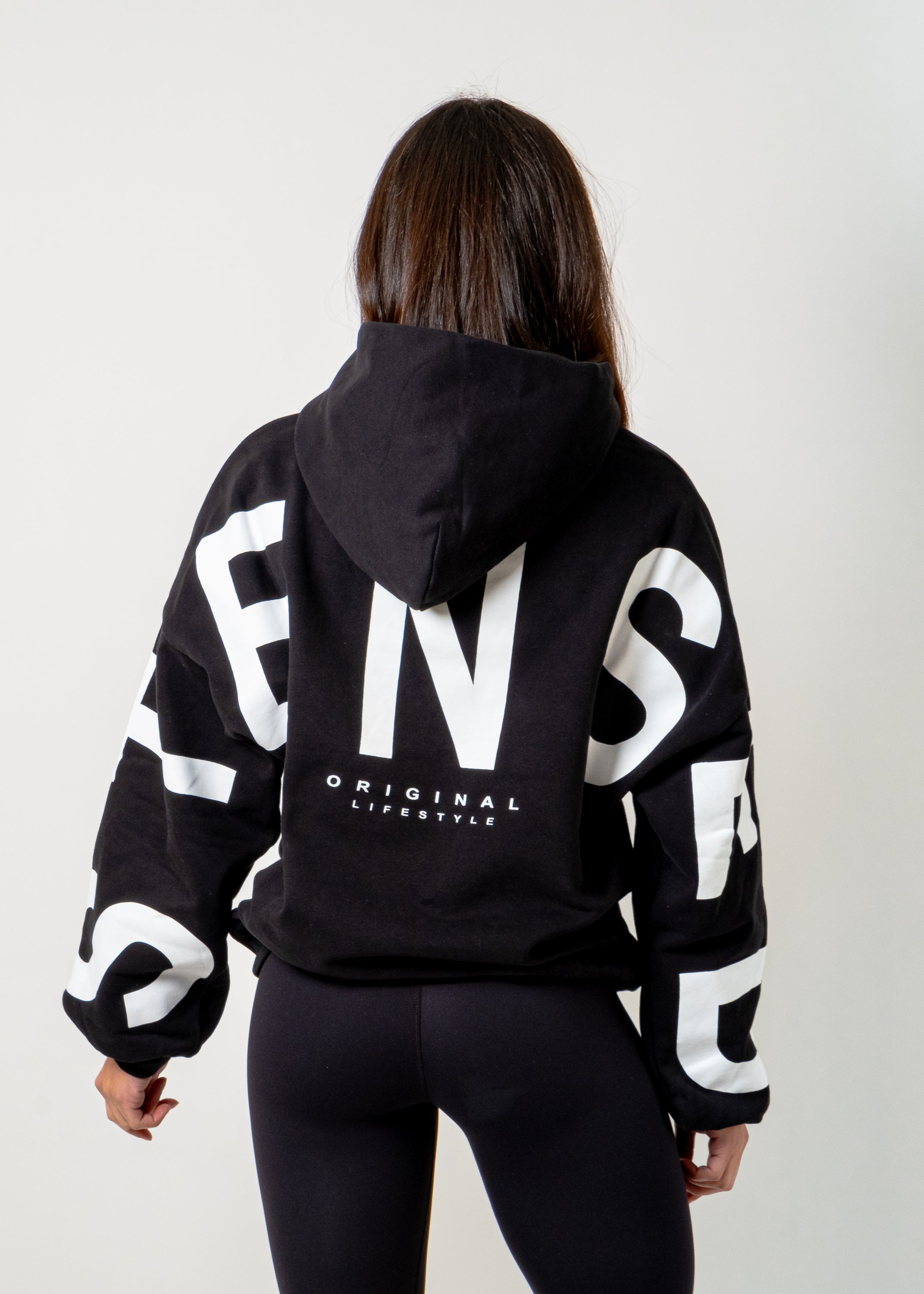 hoodie oversize noir et blanc