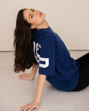 t-shirt-Women-blue-oversized-pose-view