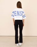 crop-top-Women-blanc-bleu-oversized