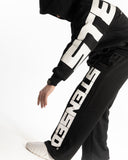 Men oversized black hoodie side view