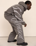 Men oversized gris pantalon side view