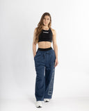 women oversized bleu pantalon front view