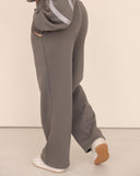 women oversized gris pantalon back view