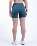 women bleu short view