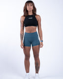 women bleu short view