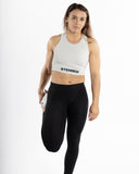 Women white sport bra mouvement view